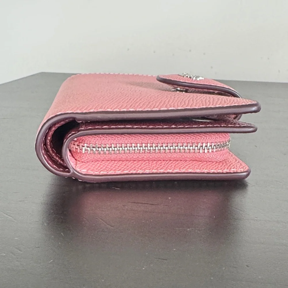 Coach Blush Pink Wallet, NWT - Picture 3 of 8